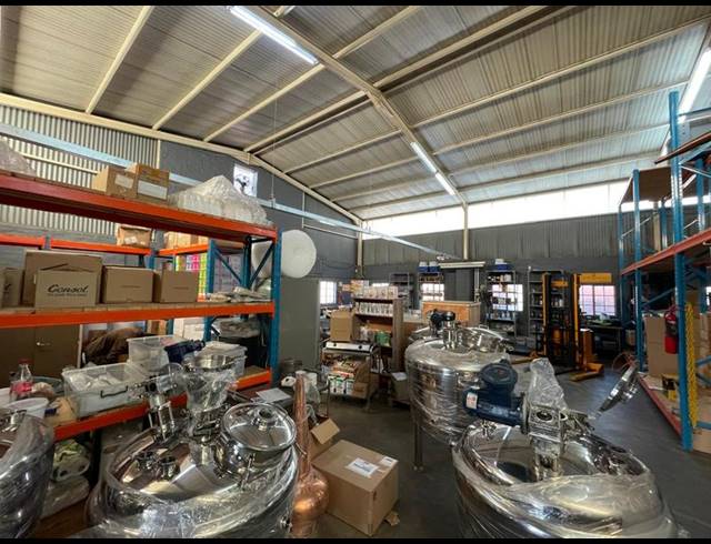 INDUSTRIAL PROPERTY TO RENT IN HENNOPSPARK